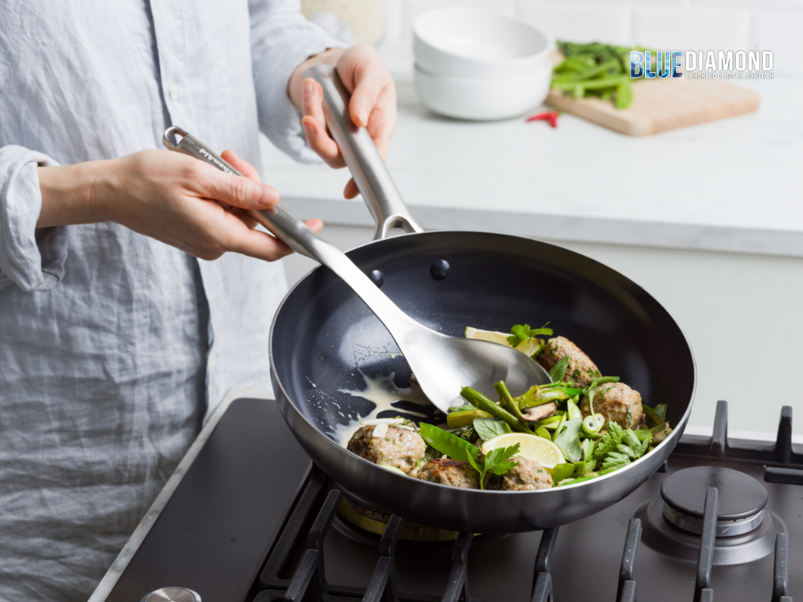 Bí quyết chọn chảo từ đầu bếp chuyên nghiệp